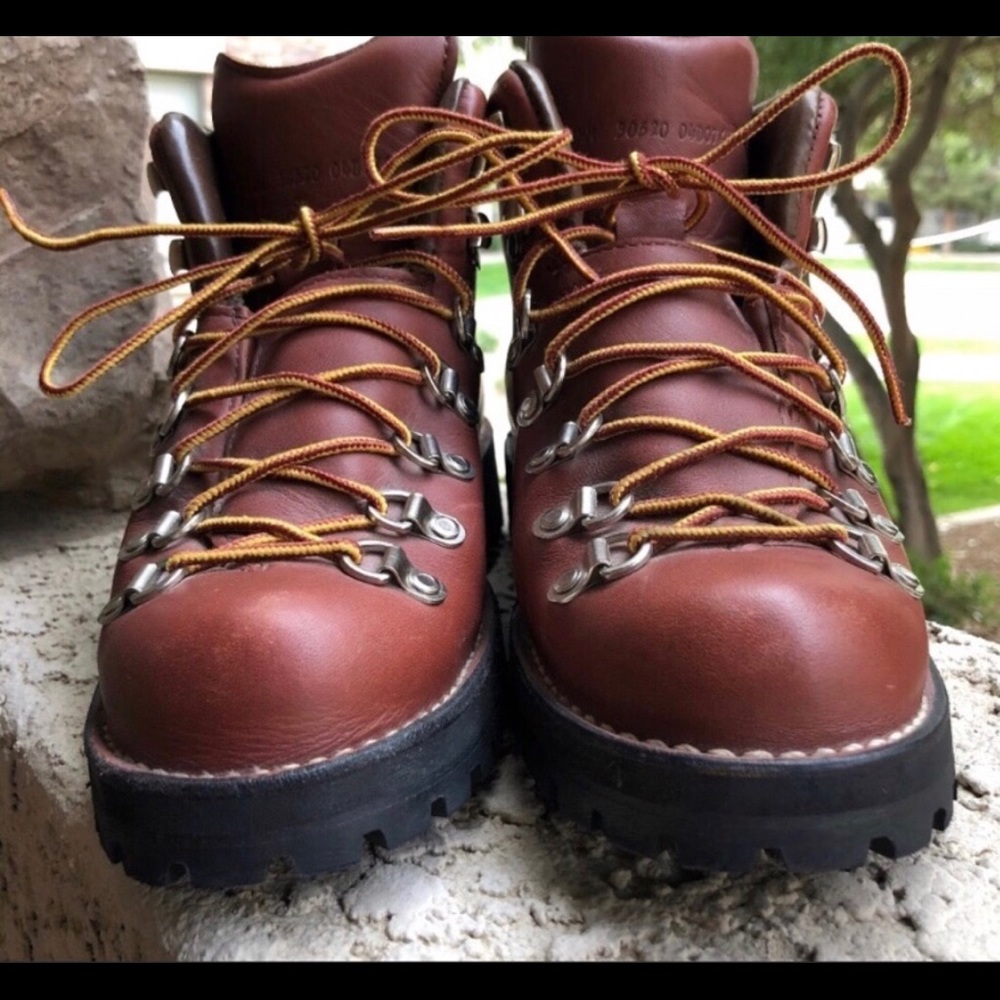 Danner Boots 6.5 BARELY USED